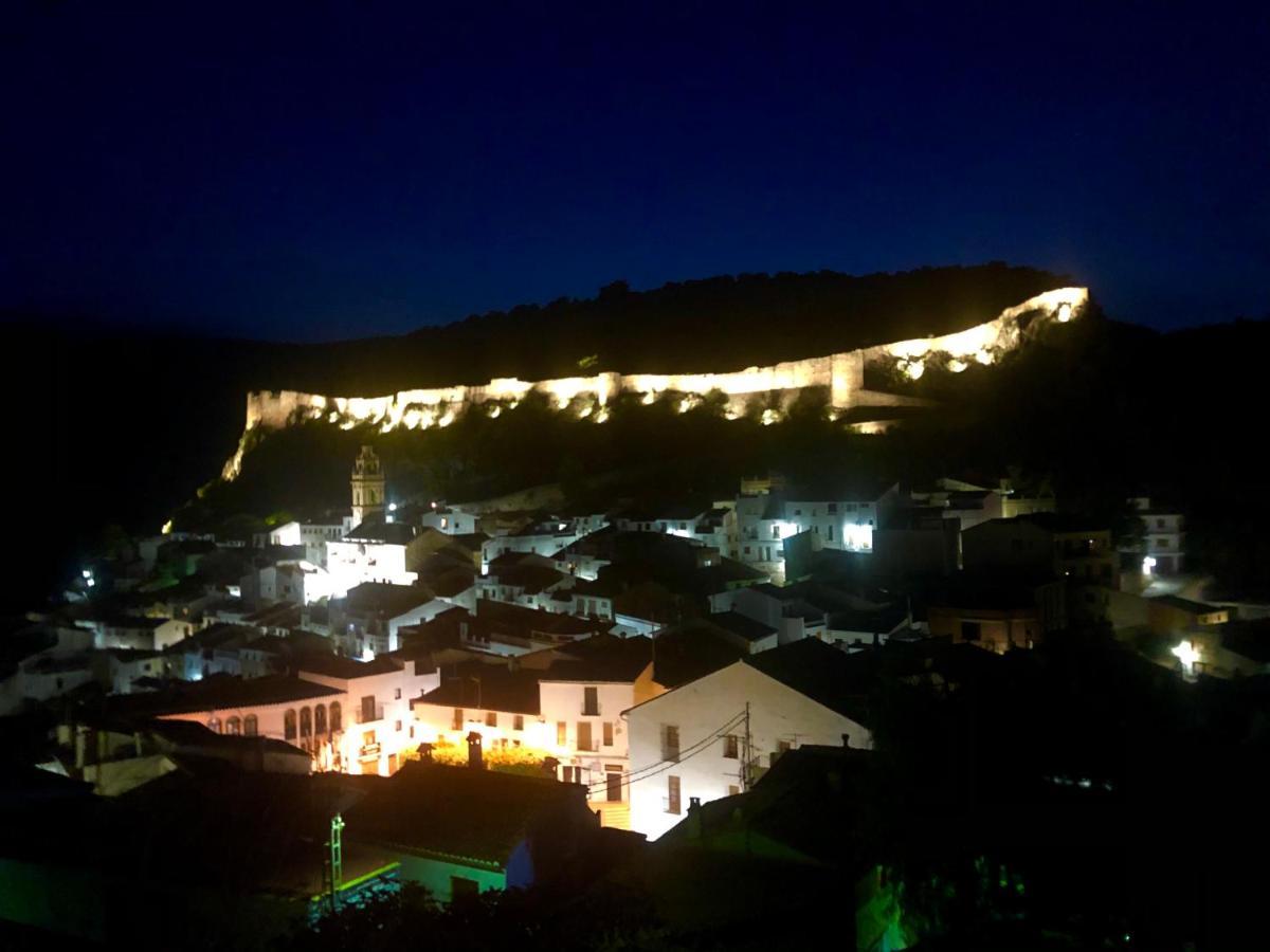 Casa El Cielo, In The Heart Of Old Town Villa Chulilla Bagian luar foto